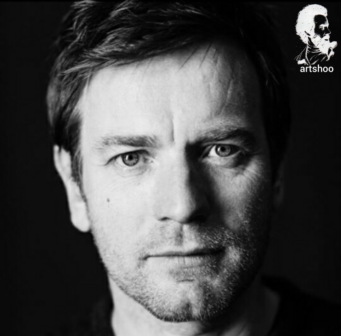 مدل پرتره سیاه قلم